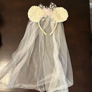 Disney Hat - Minnie Wedding Bridal Veil - Sequin Mickey Mouse Ears